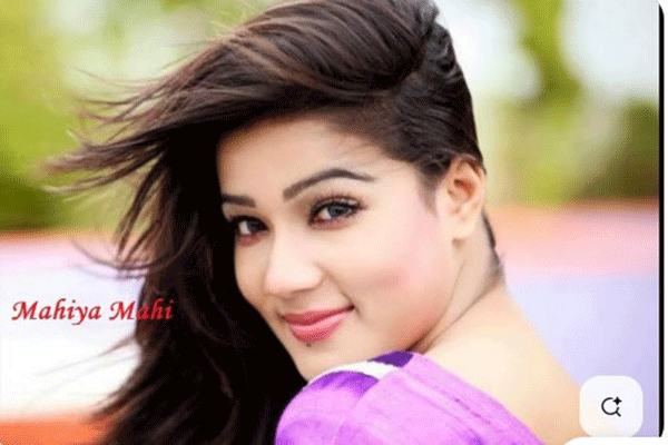 প্রেমে পড়েছেন মাহি