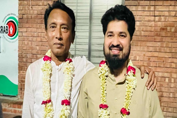 চলচ্চিত্র পরিচালক সমিতির সভাপতি সুমন, সাধারন সম্পাদক টুটুল
