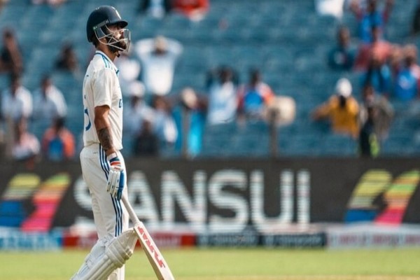 টেস্ট থেকে অবসরের আগে তিন জনকে ফোন কোহলির