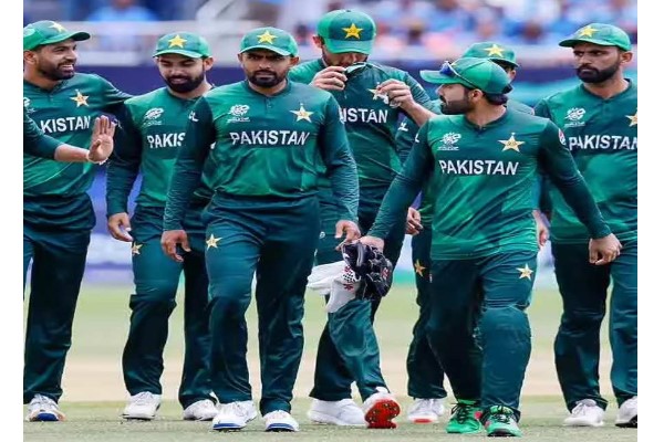 পাকিস্তানের এশিয়া কাপের দলে জায়গা পায়নি দুই তারকা ক্রিকেটার