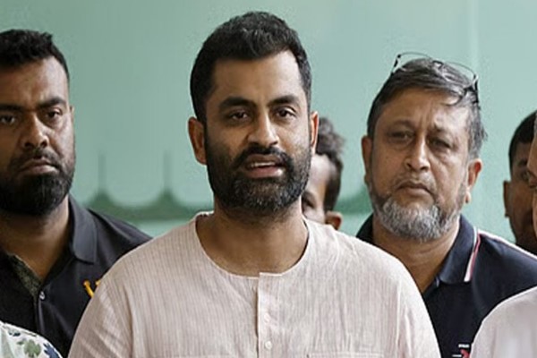 নোংরামির প্রতিবাদ হিসেবে মনোনয়ন প্রত্যাহার