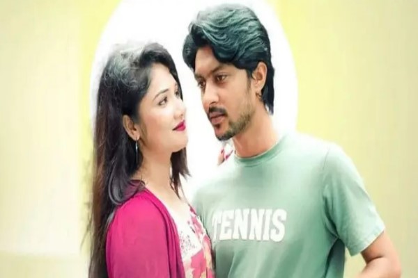 ছয় প্রেক্ষাগৃহে ‘অন্ধকারে আলো’ ছবির মুক্তি