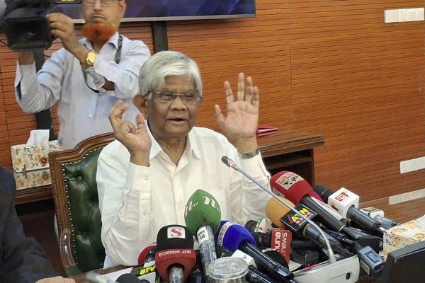 পাঁচ ব্যাংকের বিষয়ে গভর্নরের সিদ্ধান্ত চুড়ান্ত নয় : অর্থ উপদেষ্টা