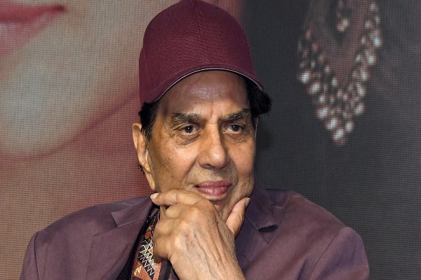 ধর্মেন্দ্র আর নেই