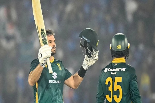 বড় স্কোর গড়েও হারলো ভারত