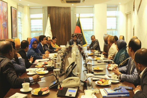 আইপিও রুলসে তালিকাভুক্তিতে নিরুৎসাহিত : বহুজাতিক কোম্পানিকে আনতে বিএসইসির বৈঠক