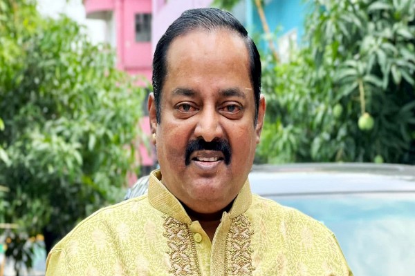 বোনদের অভিযোগকে মিথ্যাচার বললেন ডিপজল