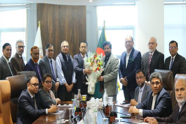 শেয়ারবাজারের উন্নয়নে বিএসইসি বরাবরই তৎপর : মাকসুদ