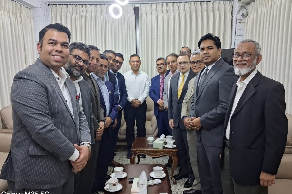 তারেক রহমানের সঙ্গে শেয়ারবাজার স্টেকহোল্ডারদের বৈঠক