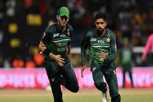 অস্ট্রেলিয়া সিরিজে ফিরলেন বাবর-শাহিন