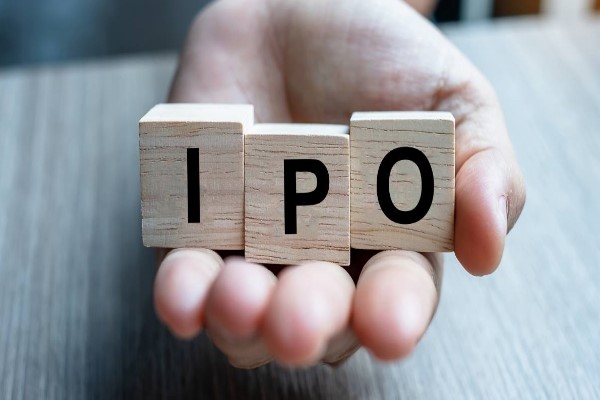 ভারতের শেয়ারবাজারে ২০২৫ সালে আসে ৩৭৩ কোম্পানি 