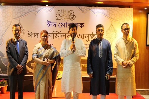 অপসারণের অপেক্ষায় থাকা রাশেদ মাকসুদ কমিশন দিলেন টেকসই শেয়ারবাজার গড়ার অঙ্গীকার