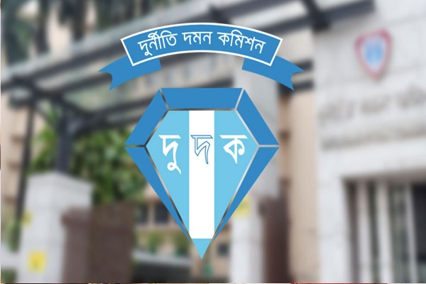 তিন ব্যাংকে ১৬২ কোটি টাকার এফডিআর, নথি চাইল দুদক
