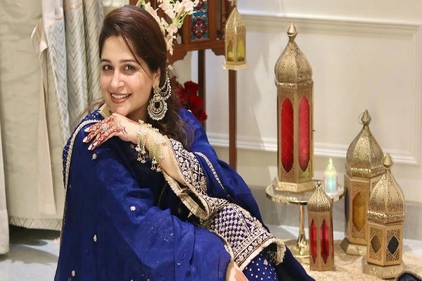 কেন ইসলাম গ্রহণ করেছিলেন দীপিকা? জানালেন সহ-অভিনেত্রী