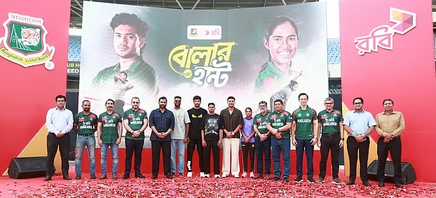 রবি বোলার হান্টে এবার সুযোগ নারী ক্রিকেটারদেরও