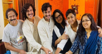তারকা দুই ভাইয়ের জন্মদিন আজ