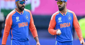 দলে থাকতে দ্বিগুণ পরিশ্রম করতে হবে রোহিত-কোহলিকে