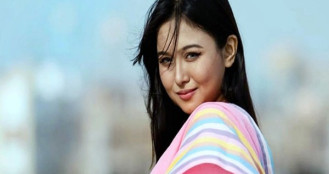 কয়েক শতবার ফোন করে হত্যার হুমকি