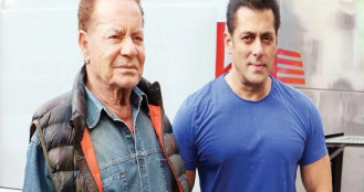 বাবাকে নিয়ে হাসপাতালে সালমান