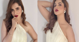 ভিন্ন লুকে কেয়া পায়েল