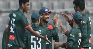 বাংলাদেশের কাছে পাত্তা পেল না পাকিস্তান