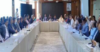 আইপিও বন্ধ রেখে মার্চেন্ট ব্যাংকারদের ইস্যু আনার চাপ দিলেন মাকসুদ