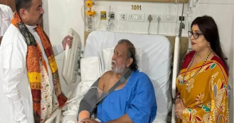 হাতে আঘাত পেয়ে হাসপাতালে ভর্তি মিঠুন চক্রবর্তী